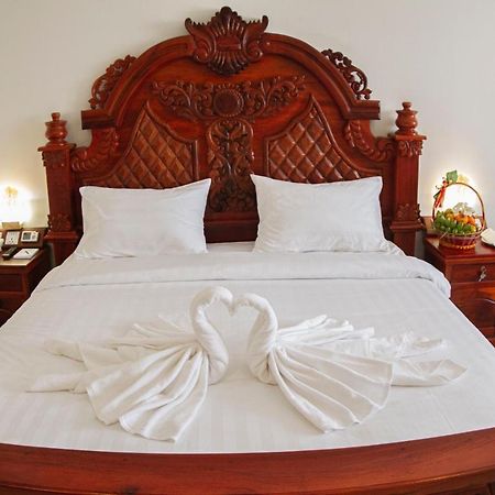 Kampong Thom Palace Hotel エクステリア 写真