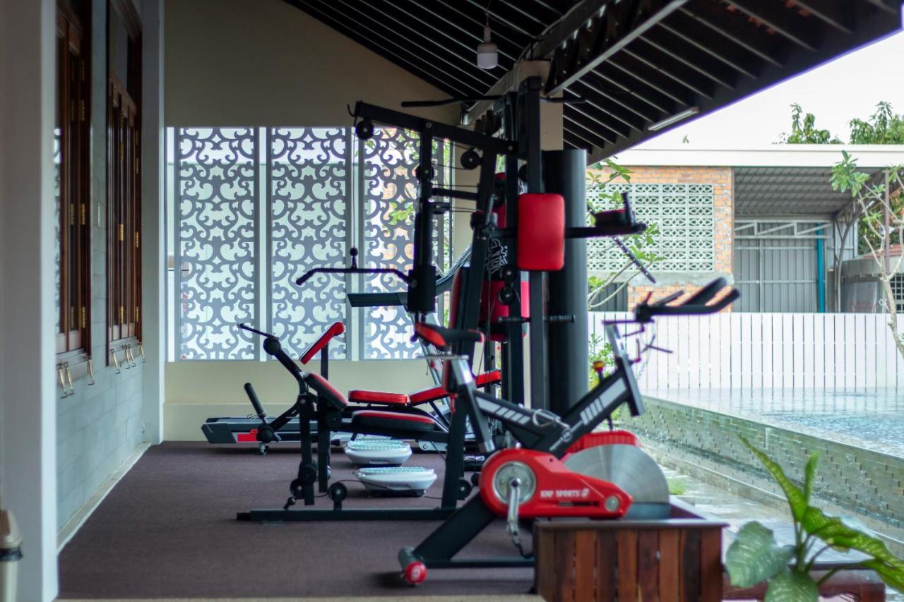 Kampong Thom Palace Hotel エクステリア 写真