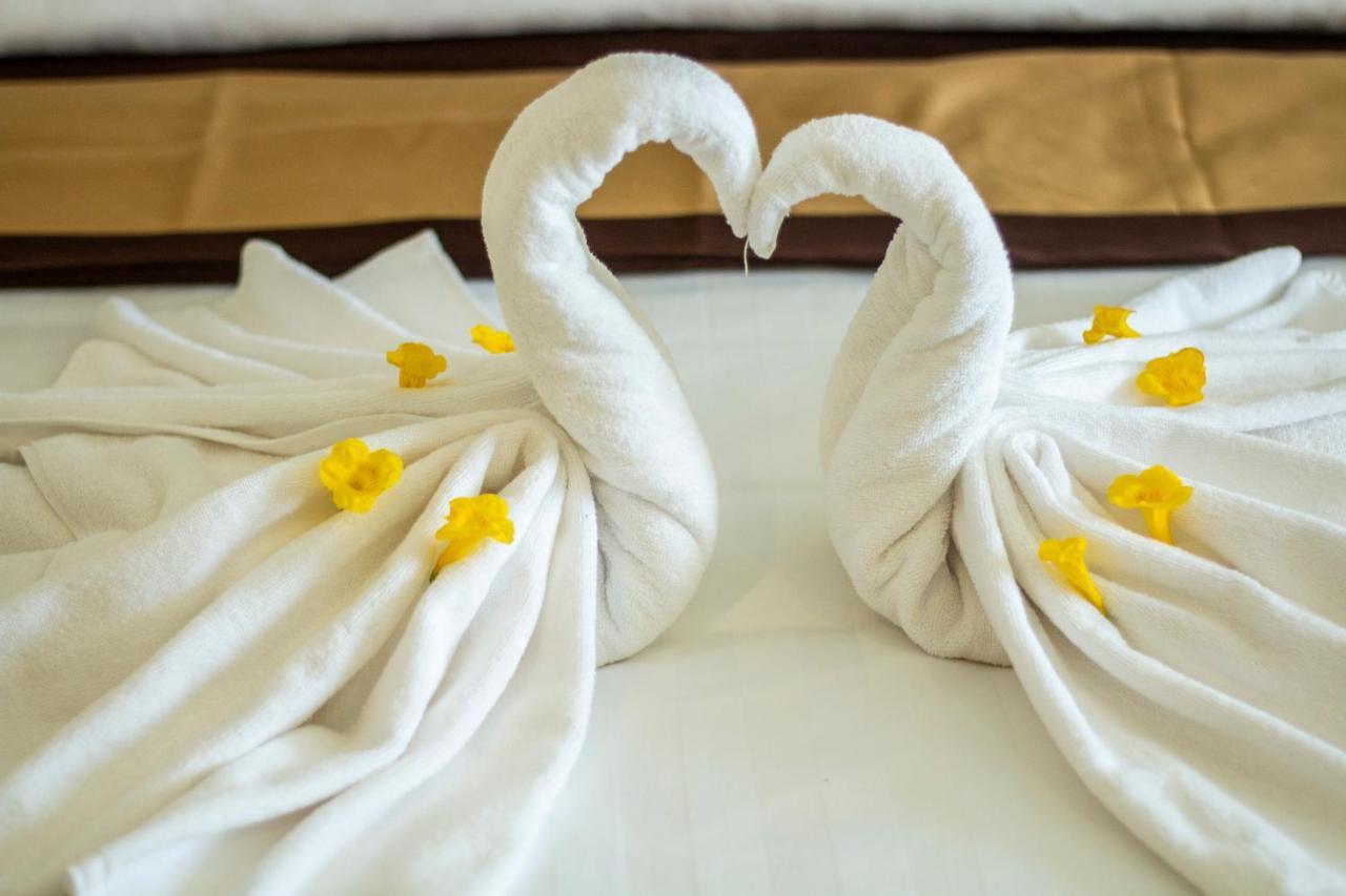 Kampong Thom Palace Hotel エクステリア 写真