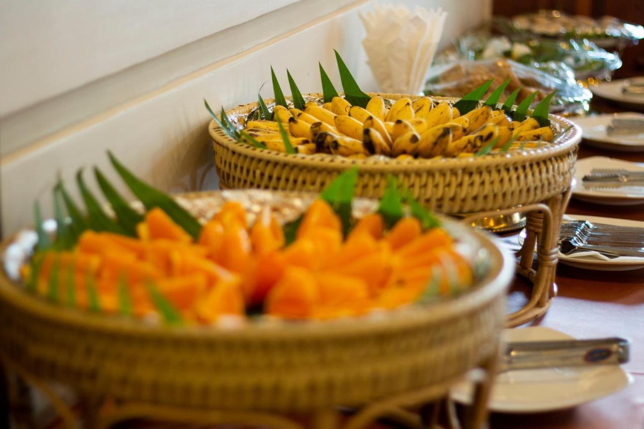Kampong Thom Palace Hotel エクステリア 写真